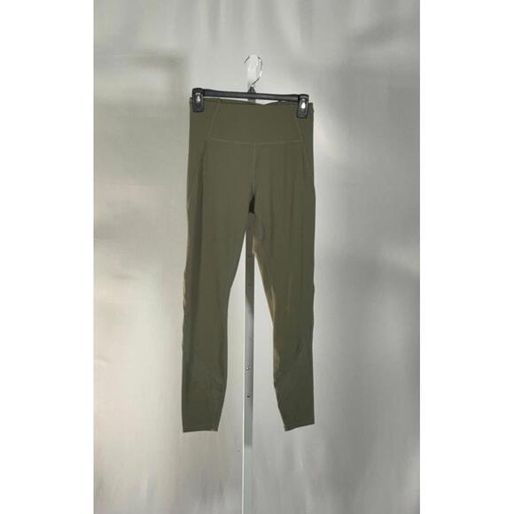 Halara Women's High Waisted Olive Green Contrast Mesh Quick Dry Size M NWT - Picture 1 of 4
